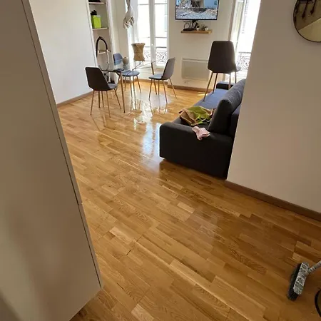 Gare Iconic Appartement *
